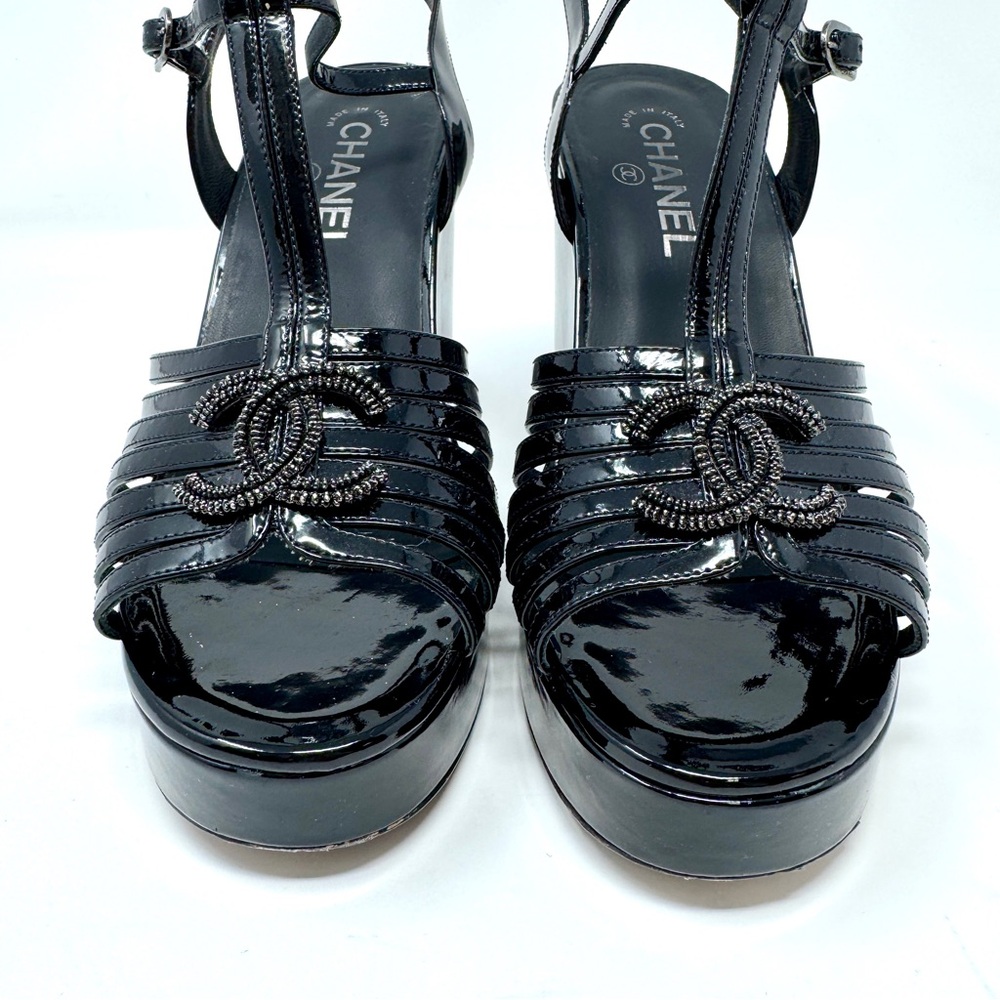 Chanel Black Patent Leather T-Strap CC Logo Wedge Platform Sandals - Picture 7 of 15